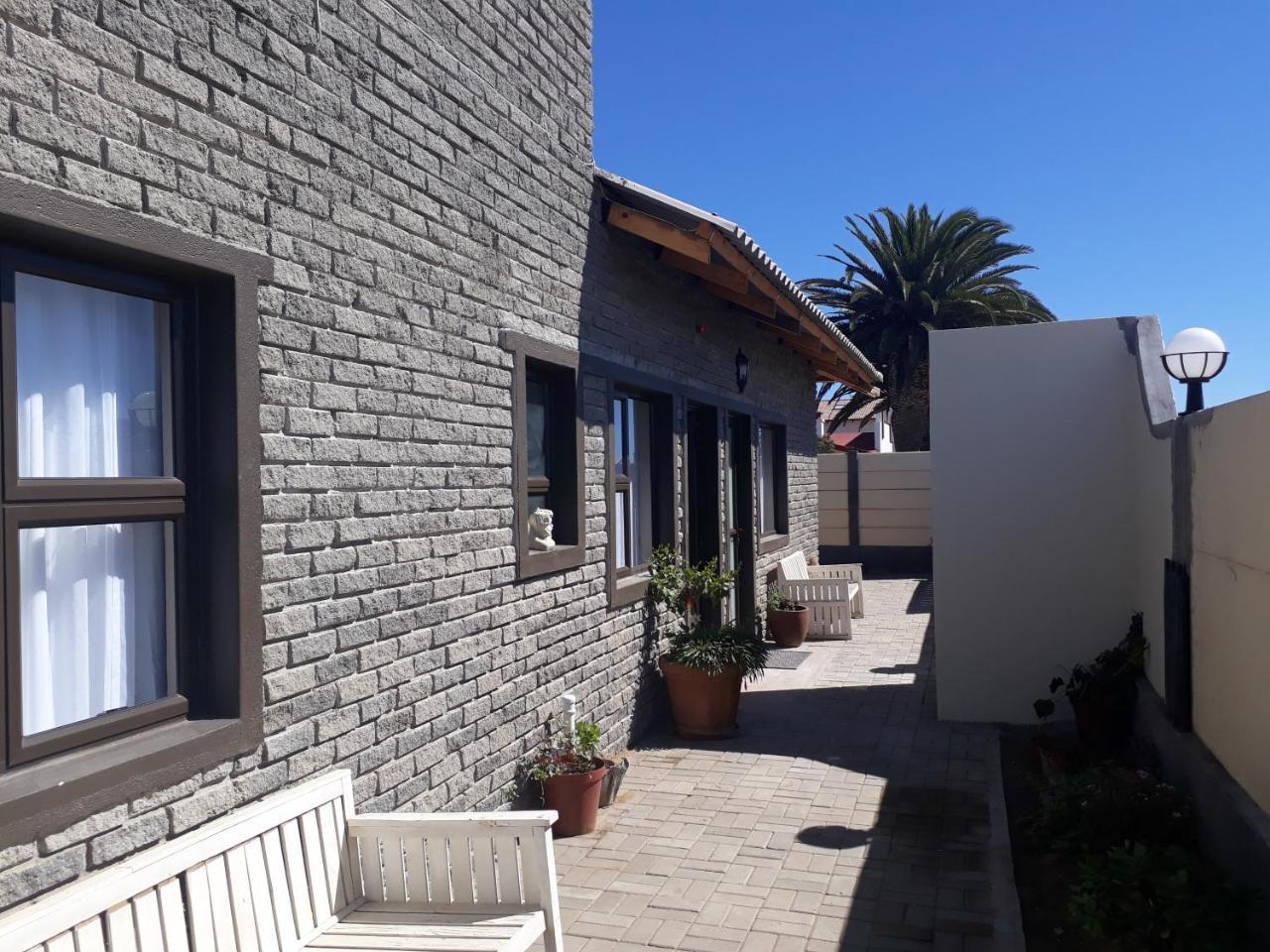 La Casetta Bed & Breakfast Swakopmund Dış mekan fotoğraf